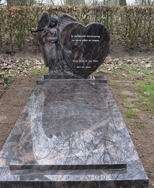 Grafsteen met engel